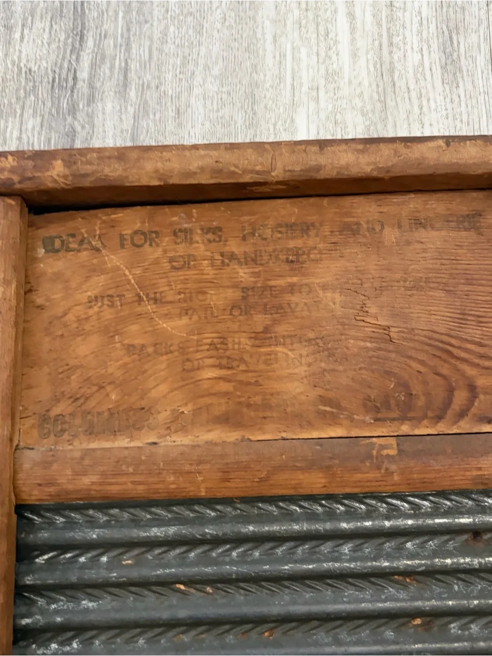 Vintage DUBL HANDI Washboard Co bathroom decor rustic cottage 18